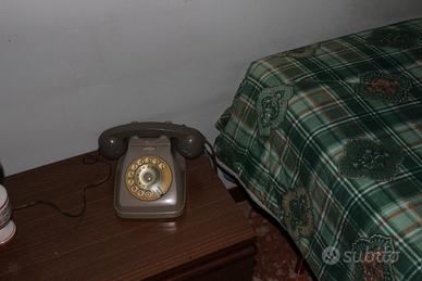 Vecchio telefono fisso SIP a rotella