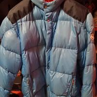 Moncler blu e rosso stile anni 80 