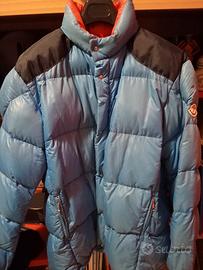 Moncler blu e rosso stile anni 80 