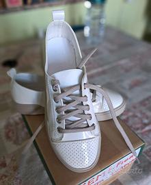 scarpe sneakers con lacci n. 37 nuove