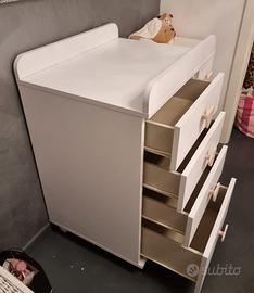 cassettiera con fasciatoio