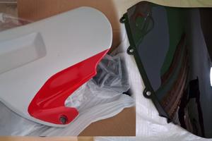 Ricambi cbr 1000 e r6