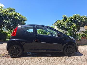Peugeot 107 1.0 12v active plaisir 