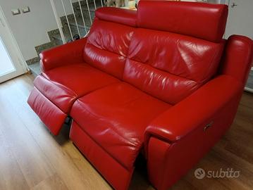divano tre posti .