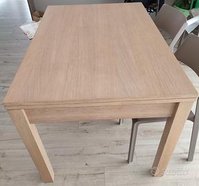 Tavolo in legno allungabile tinta rovere sbiancato
