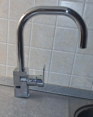 Miscelatore sottofinestra lavello cucina cromato 