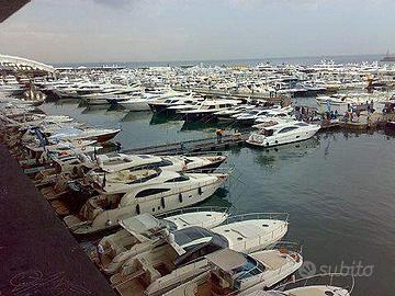 Barca cabinato walk around lista usati privati