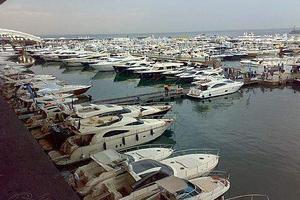 Barca cabinato walk around lista usati privati