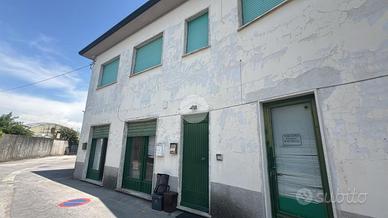 UFFICIO A VIAREGGIO