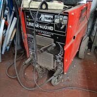 Officina completa di attrezzature