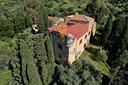 villa-di-fine-ottocento-nel-cuore-verde-di-iglesia