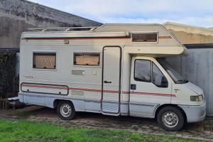 CAMPER ARCA AMERICA 307– mansardato con 36.00 km