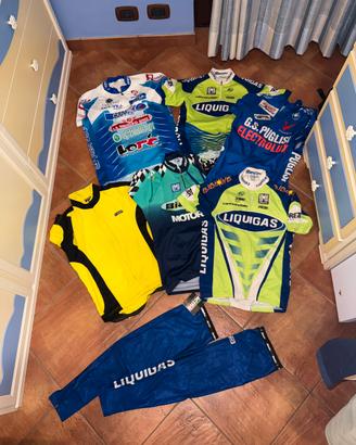 Magliette e Calze Ciclismo