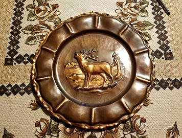 Modernariato - Piatti decorativi in rame cesellato