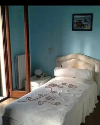 letto  da bambino  120 per 200 imbottito