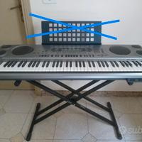 Piano Digitale Casio WK 1800 con Kit 