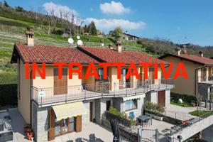 Villetta a schiera di 239 m² con 4 locali e box au