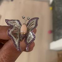 Anello oro e diamanti con farfalla