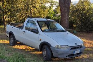 Fiat Strada td 70