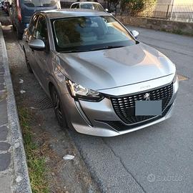 Pegeuot 208 2019 1.2 benzina