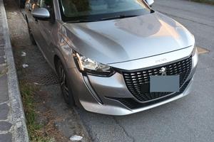 Pegeuot 208 2019 1.2 benzina