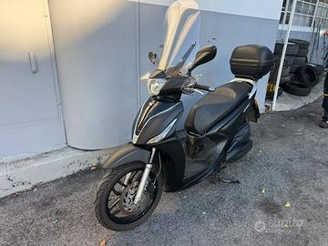 Kymco People S125
