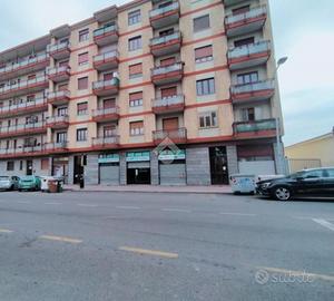 NEGOZIO A MONCALIERI