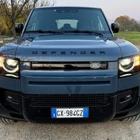 Land Rover Defender 300 CV - LEASING SUBENTRO