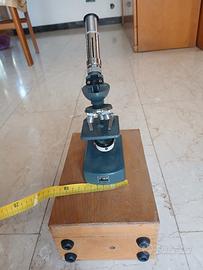 Microscopio  Optimum  100x-600x  anni '70 
