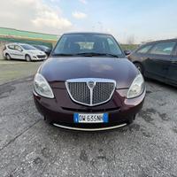 Lancia Ypsilon 1.2 Versus