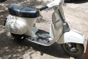 Vespa 50 special