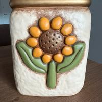 Thun - Vaso con girasole in rilievo