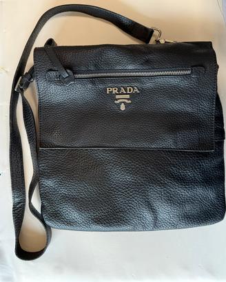 Borsa Prada uomo pelle nera messenger