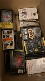 Libri come nuovi ven.do a  1€ cadauno
