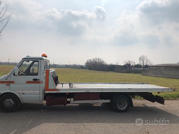 IVECO DAILY 49C12 soccorso stradale pianale 5,20m