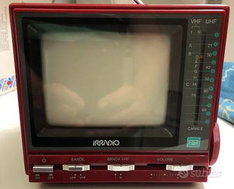 Tv bianco&nero portatile d’epoca