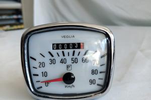 Contakm Veglia x Vespa