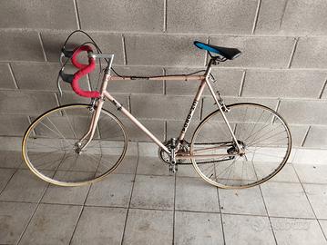 Bicicletta da corsa d' epoca chiorda 