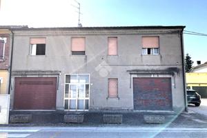 CASA SEMINDIPENDENTE A MASI TORELLO