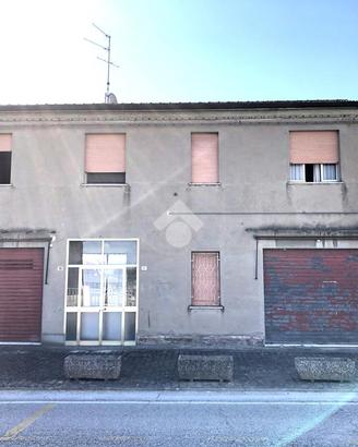 CASA SEMINDIPENDENTE A MASI TORELLO