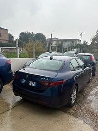 Alfa Romeo Giulia 2.2 Turbodiesel 160 CV AT8 Busin