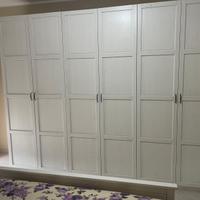 Armadio IKEA bianco grande e capiente