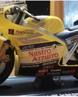 Honda NSR 500 Valentino Rossi team nastro azzurro