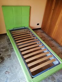 Letto singolo imbottito con cassettone