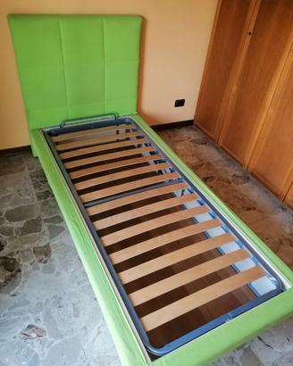 Letto singolo imbottito con cassettone