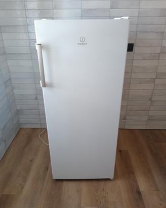 Frigorifero Indesit
