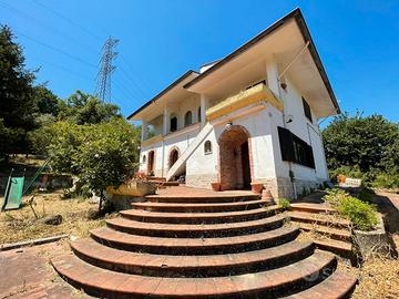 N.2 Case Singole con terreno agricolo - Benevento