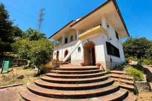 N.2 Case Singole con terreno agricolo - Benevento