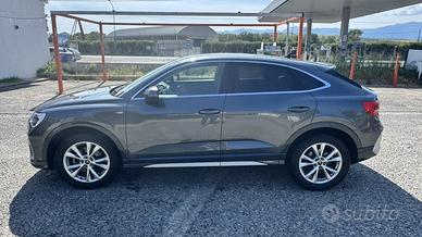 AUDI Q3 sportback s line