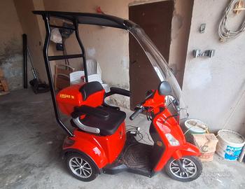 Tre ruote per anziano